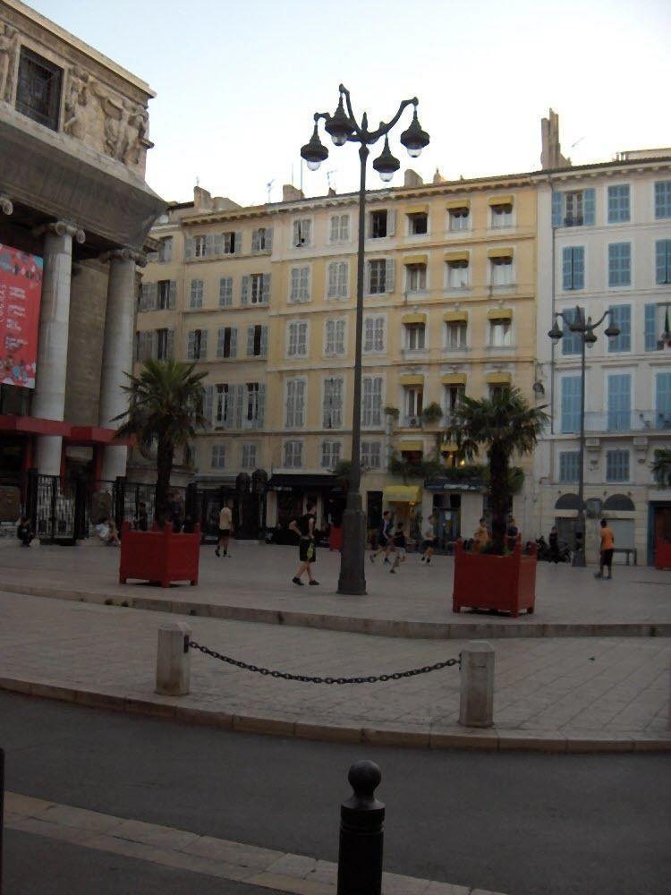 Hotel Relax Marsilia Exterior foto