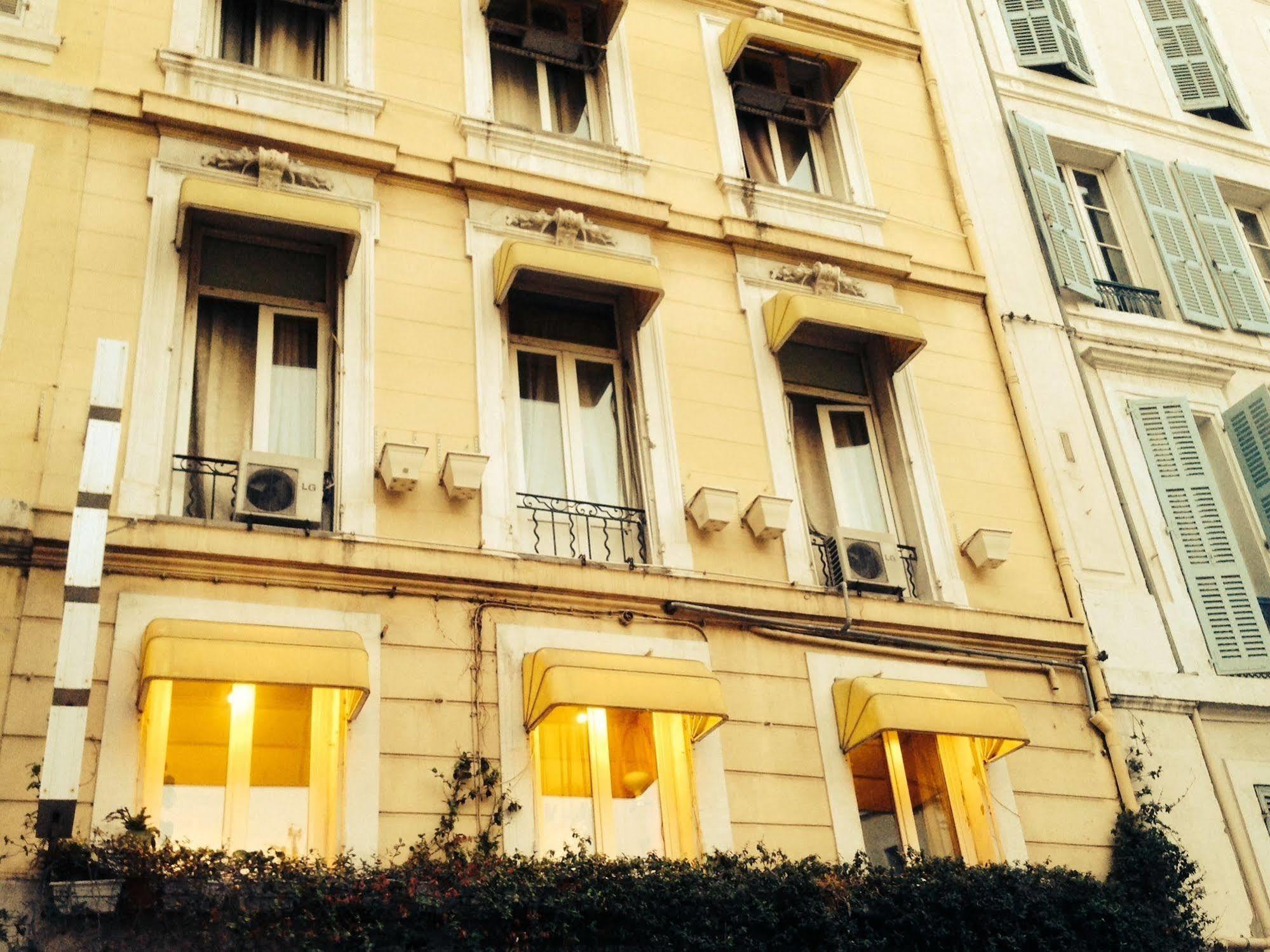 Hotel Relax Marsilia Exterior foto